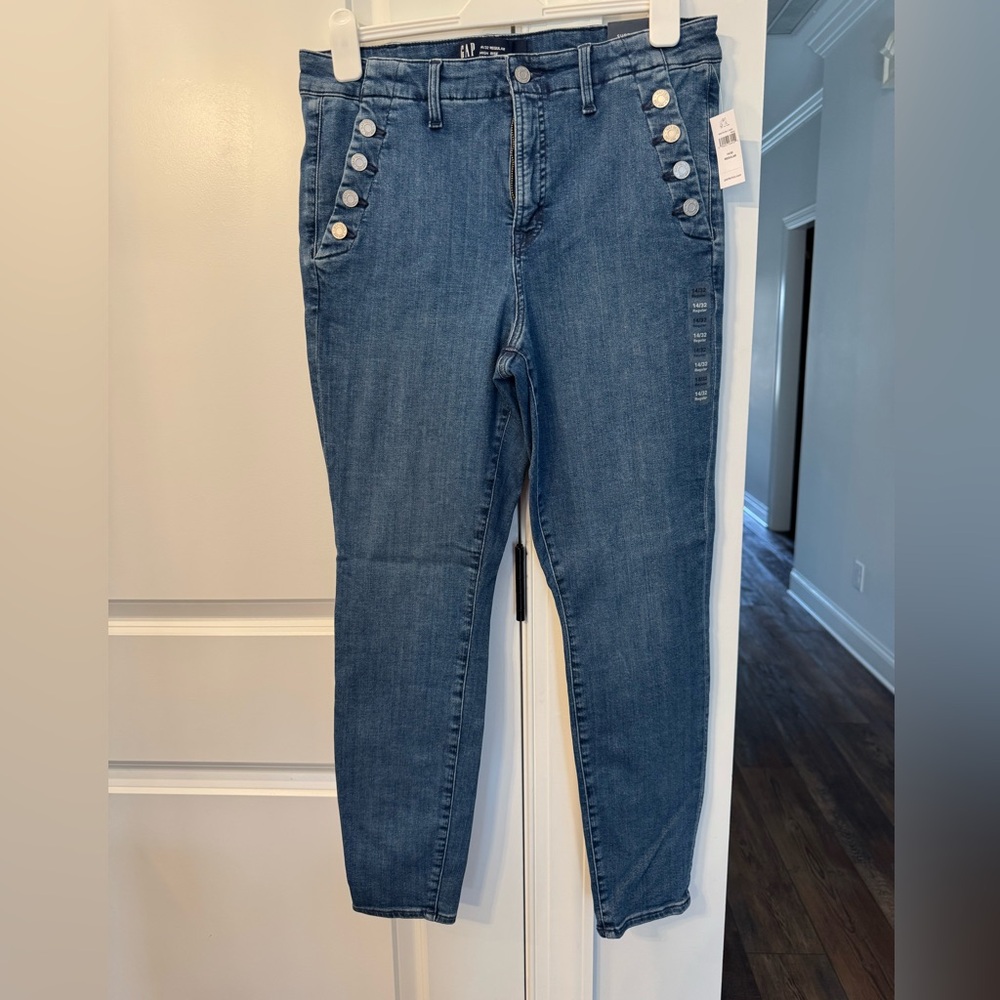GAP Women's High Rise Universal Leggings
